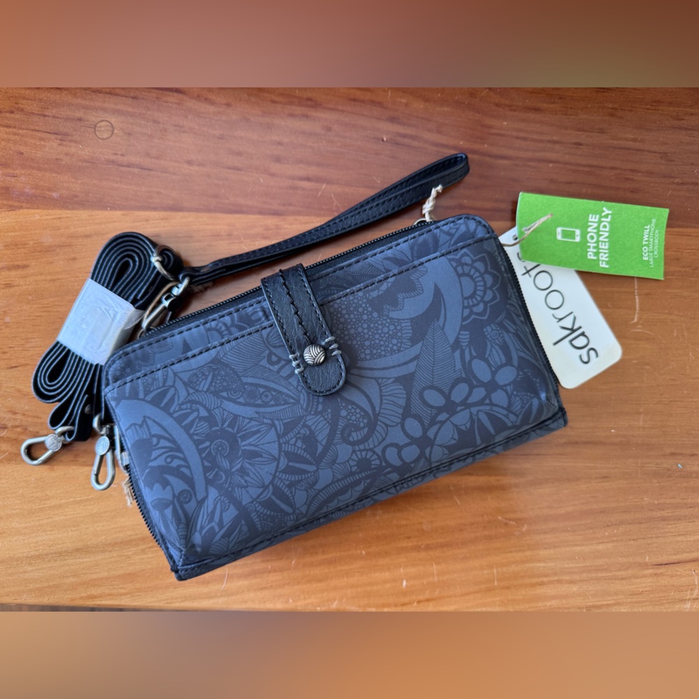 Sakroots Wallet Artist Black Spirit Desert Eco Twill Large Crossbody NWT Vegan
